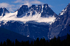 Canada, Alberta, Lake Louise, Banff National Park, hanging glacier.