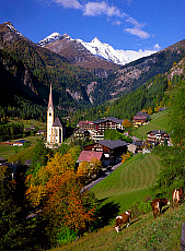 2001-212236-01 &copy; eStock Austria, Carinthia, Hohe Tauern, Heiligenblut village and Grossglockner.