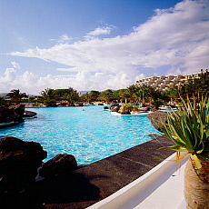 2001-212276-01 &copy; eStock Canary Islands, Lanzarote, Costa Teguise, the Gran Melia Salinas Hotel.